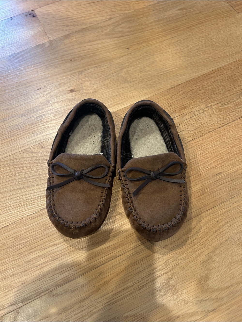 Cat & Jack Slippers